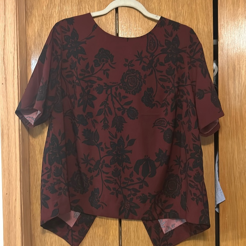 Ava &Viv maroon top with black floral pattern